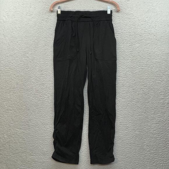 Lululemon Pants Womens 4 Black Beyond The Studio Crop High Rise Athletic Jogger - Picture 1 of 12